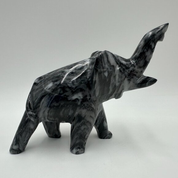 7" Black & White Marble Onyx Elephant Figurine with Lucky Trunk Up - Picture 3 of 12